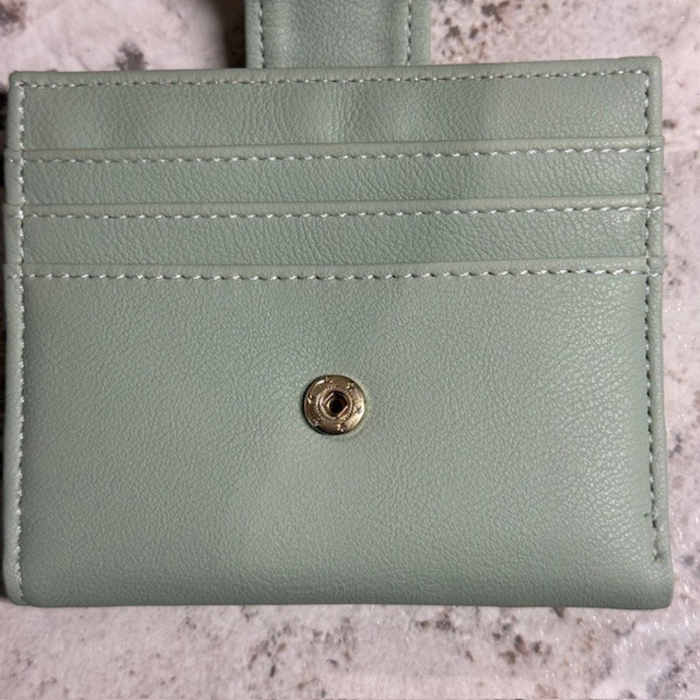 PFY Women Wallet Small Mint Green Leather Credit Card Holder Mini Bifold Purse - Picture 2 of 8
